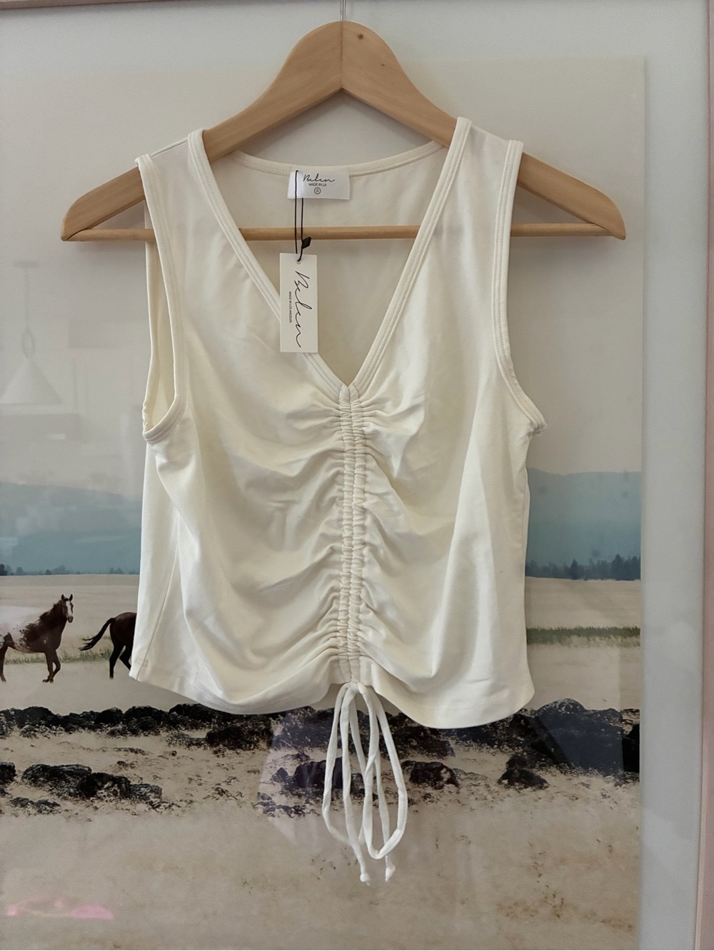 Re/Done Cream Ruched Drawstring V-Neck Crop Tank - Picture 2 of 5